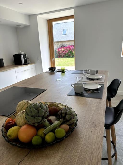 Holiday home Magnifique Longere Au Calme De Kerminaouet