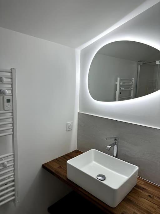 Magnifique Longere Au Calme De Kerminaouet Holiday home *